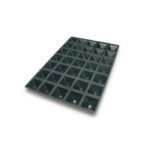 SQ057 - MOULE EN SILICONE 63 PYRAMID 72X72 H60 MM