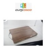 Planche a decoupe en bois marron